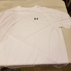 Mens under armour t shirt